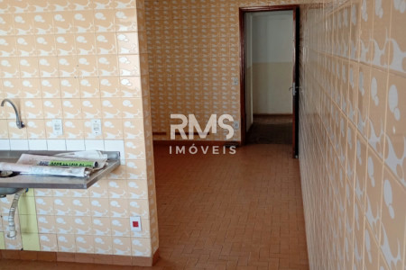 Casa à venda ou para alugar com 3 quartos, sendo 1 suíte,  no Centro, Angatuba, SP
