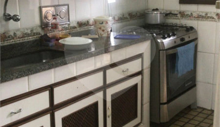 Casa em condomínio à venda com 6 quartos, sendo 2 suítes,  em Geribá, Armação dos Búzios, RJ