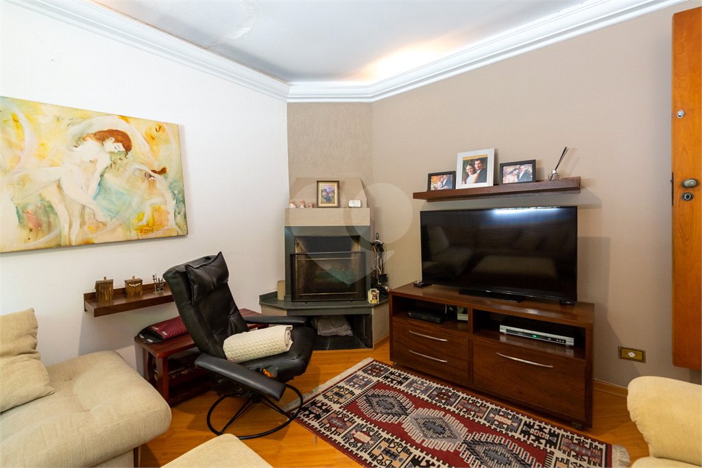 Casa à venda com 4 quartos, sendo 2 suítes, em Campo Belo, São Paulo, SP