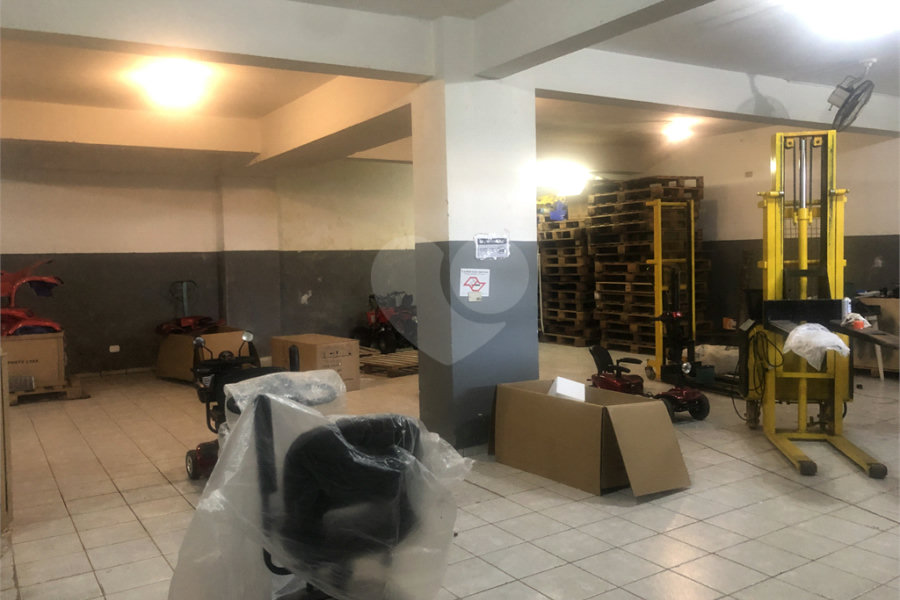 Prédio à venda em Imirim, São Paulo, SP