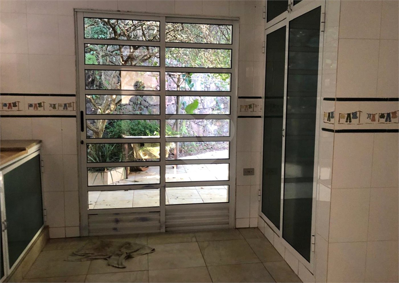 Casa à venda com 5 quartos, sendo 3 suítes, em Serra da Cantareira, Mairiporã, SP