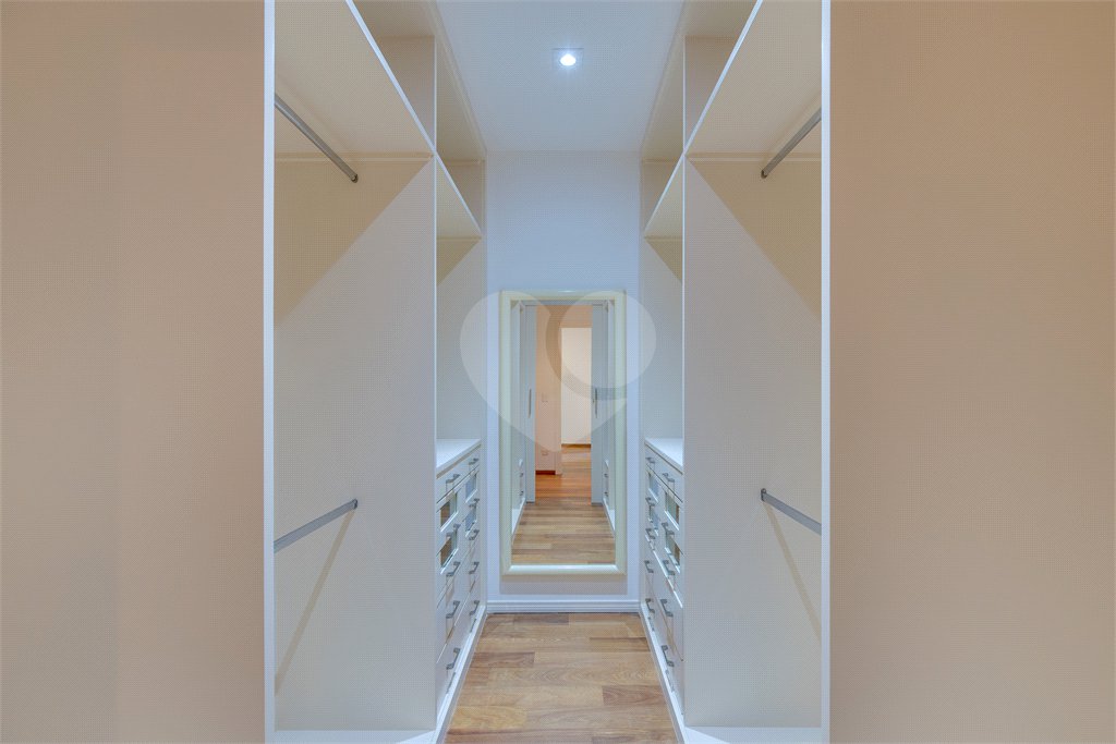 Apartamento à venda com 4 suítes em Jardim Marajoara, São Paulo, SP