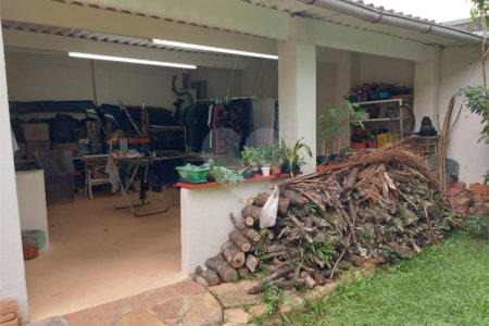 Sobrado à venda com 4 quartos, sendo 2 suítes, em Santo Amaro, São Paulo, SP