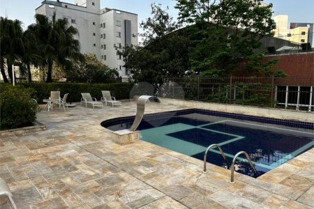 Apartamento à venda com 3 quartos, sendo 1 suíte,  em Vila Andrade, São Paulo, SP