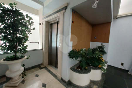 Casa à venda com 6 suítes no condomínio Portal da Raposo, Sorocaba - SP