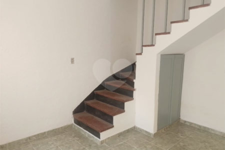 Sobrado à venda com 2 quartos em Vila Gustavo, São Paulo, SP