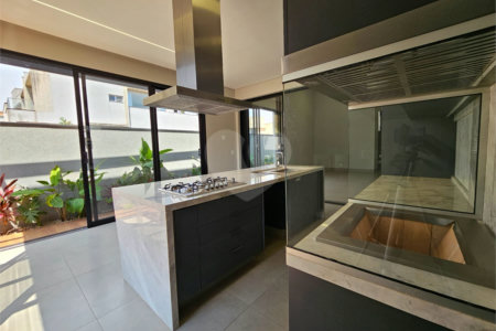 Casa à venda com 4 suítes no condomínio Residencial Terras de Siena, Ribeirão Preto - SP