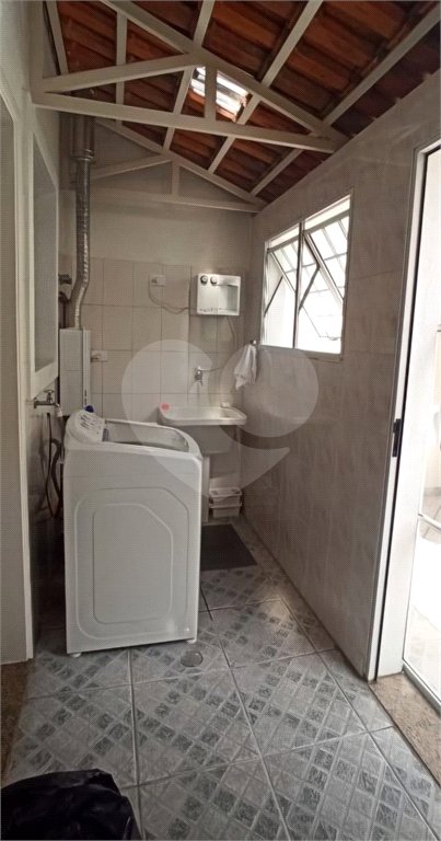 Casa à venda com 3 quartos, sendo 1 suíte, no condomínio Villas de São Francisco, São Paulo - SP
