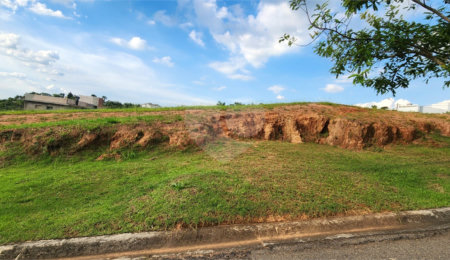 Terreno à venda no condomínio Santa Isabel I, Louveira - SP