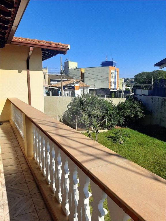 Casa à venda com 3 quartos, sendo 1 suíte, no Centro, Vinhedo, SP