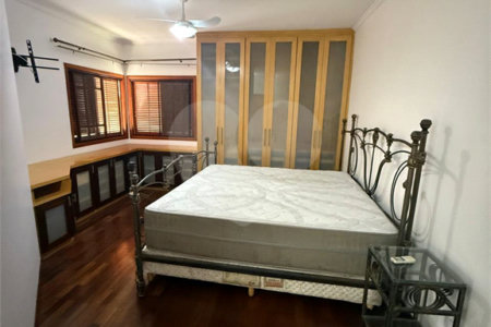 Casa à venda com 4 quartos, sendo 2 suítes,  no condomínio Arujá 5, Arujá - SP