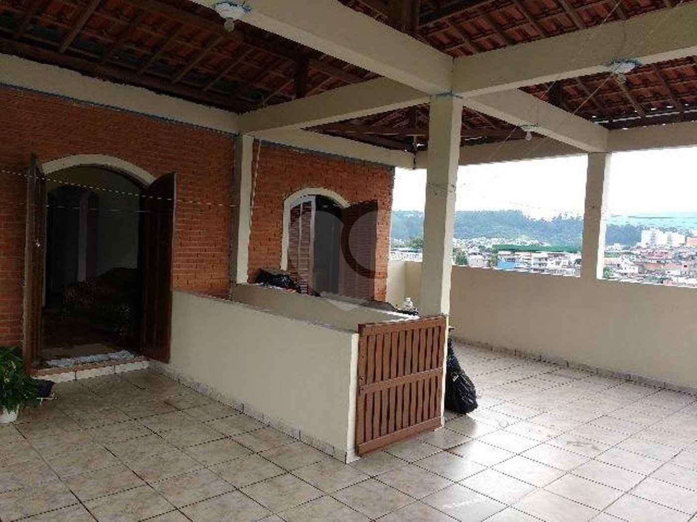 Casa à venda com 6 quartos, sendo 1 suíte, em Freguesia do Ó, São Paulo, SP