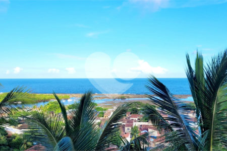 Casa à venda com 3 suítes no Centro, Santa Cruz Cabrália, BA