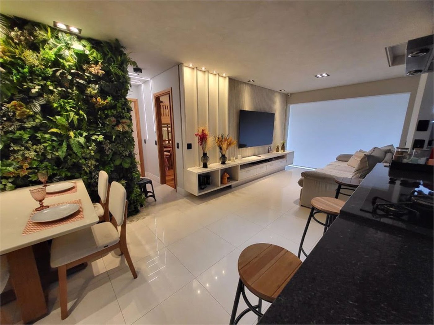 Apartamento Residencial à venda, Gonzaga, Santos - AP1097.