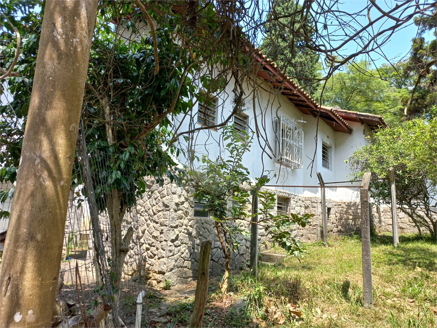 Terreno à venda com 2 quartos, sendo 1 suíte, em Jardim Floresta, São Paulo, SP