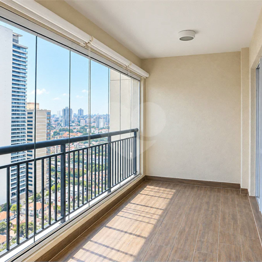 Apartamento mobiliado de 106 m² no Centro de São Bernardo, com 3 dormitórios, suíte, 3 vagas, vista livre e condomínio com lazer completo.