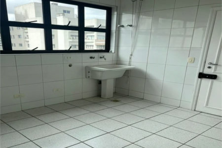 Apartamento à venda com 4 quartos, sendo 2 suítes, em Paraisópolis, São Paulo, SP
