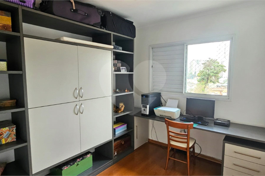 Casa à venda com 3 quartos, sendo 1 suíte, no condomínio Res Santa Inês, São Paulo - SP