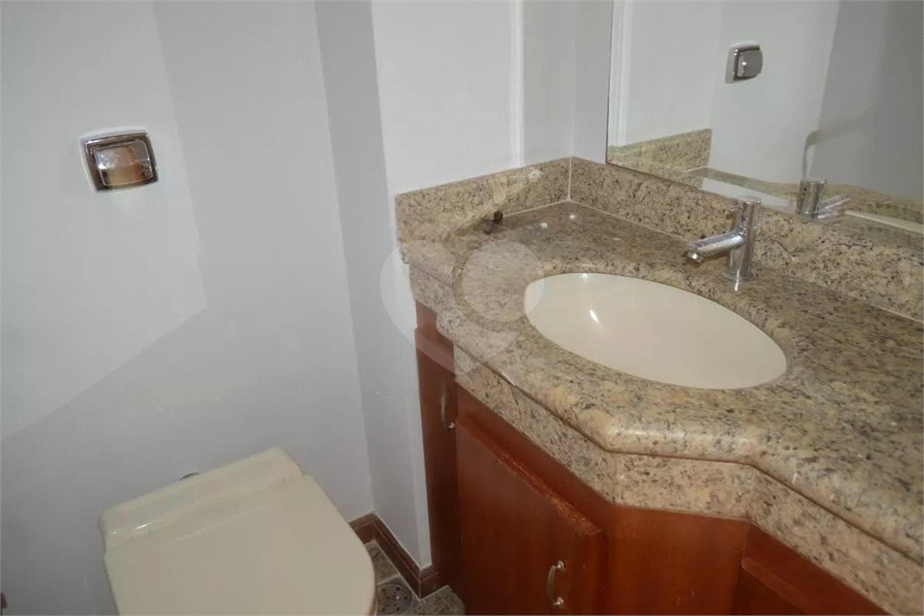 Apartamento à venda com 3 quartos, sendo 1 suíte, em Jardim Vila Mariana, São Paulo, SP