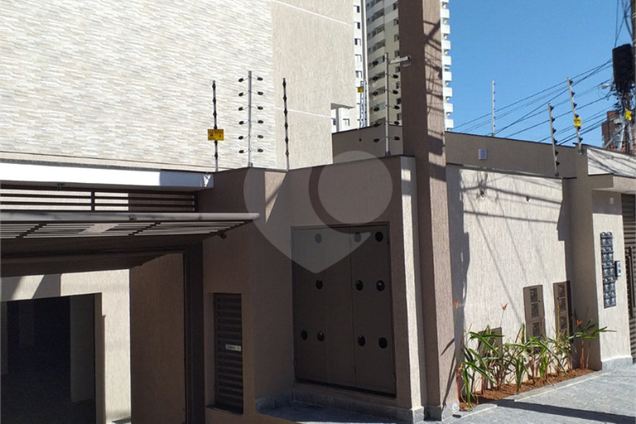 Casa à venda ou para alugar com 3 quartos, sendo 1 suíte, no condomínio martinha, São Paulo - SP