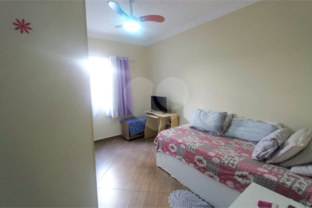 Casa à venda com 3 quartos, sendo 1 suíte,  em Jardim Residencial Martinez, Sorocaba, SP