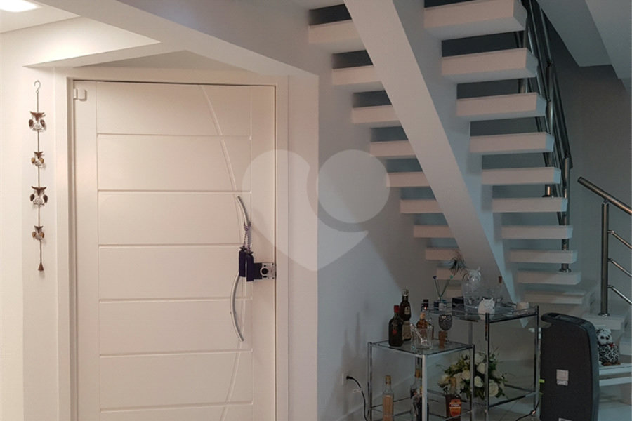 Cobertura à venda com 4 quartos, sendo 3 suítes,  em Santana, São Paulo, SP