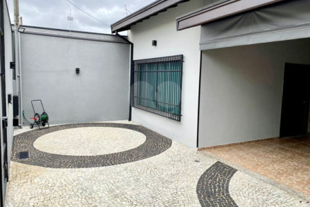 Casa à venda com 3 quartos, sendo 1 suíte, em Vila Miranda, Sumaré, SP