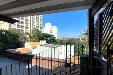 Casa à venda com 3 quartos em Sumarezinho, São Paulo, SP