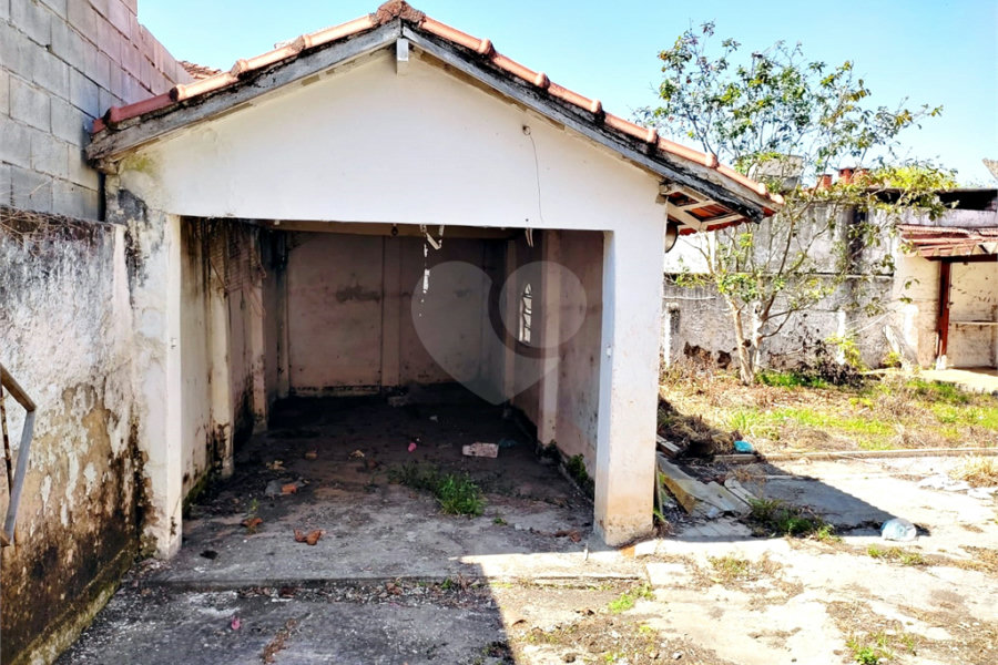 Casa Térrea à venda com 3 quartos em Horto, São Paulo, SP