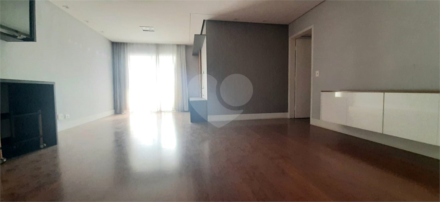 Apartamento à venda com 3 quartos, sendo 1 suíte, em Santana, São Paulo, SP
