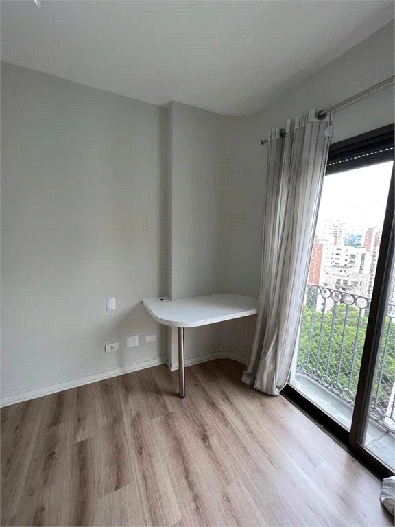 Apartamento à venda com 3 quartos, sendo 2 suítes, em Vila Suzana, São Paulo, SP