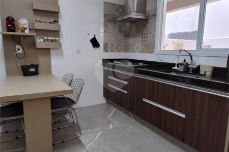Casa à venda com 3 suítes no condomínio Jardim Maringá, Indaiatuba - SP