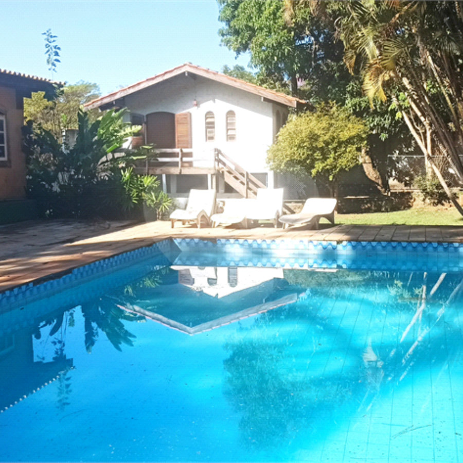 Chácara à venda com 5 quartos, sendo 3 suítes, em Parque Residencial Atibaia, Atibaia, SP