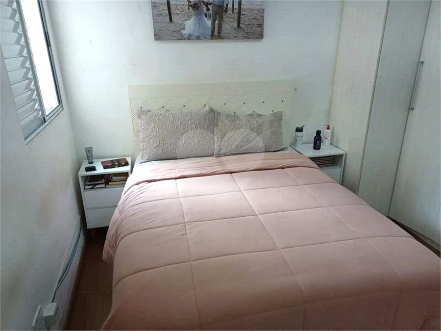 Casa à venda com 3 quartos, sendo 1 suíte, no condomínio Residencial Shekinah, São Paulo - SP