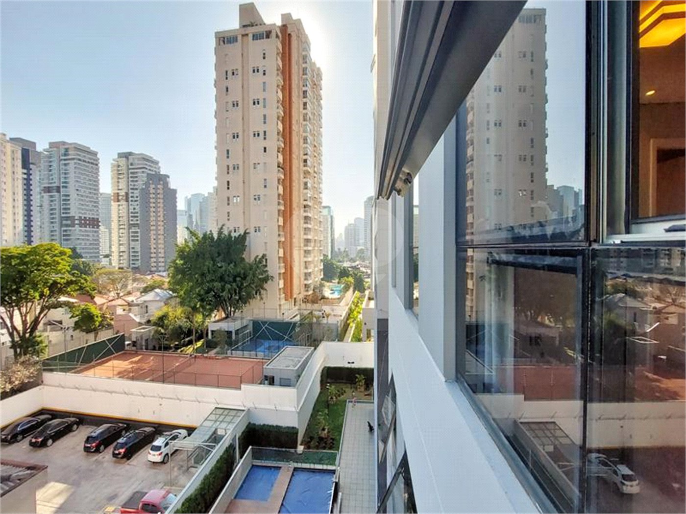 Apartamento à venda com 1 suíte em Jardim das Acácias, São Paulo, SP
