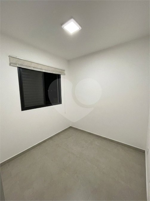 Apartamento à venda com 2 quartos em Vila Invernada, São Paulo, SP