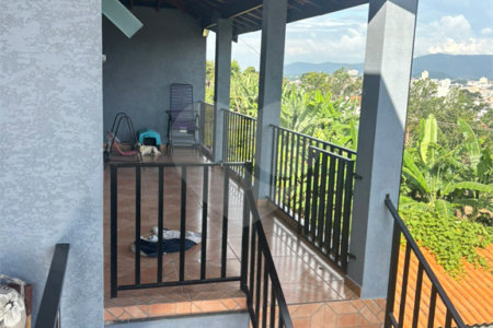 Casa à venda em Campos de Atibaia, Atibaia, SP