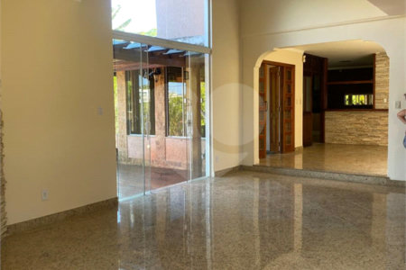 Casa à venda com 4 quartos, sendo 2 suítes, em Ubatiba, Maricá, RJ