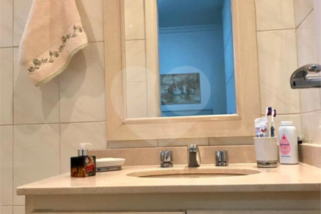 Apartamento à venda com 3 suítes em Vila Mariana, São Paulo, SP