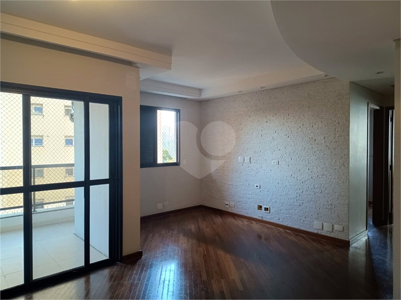 Apartamento à venda com 2 quartos, sendo 1 suíte,  em Vila Suzana, São Paulo, SP