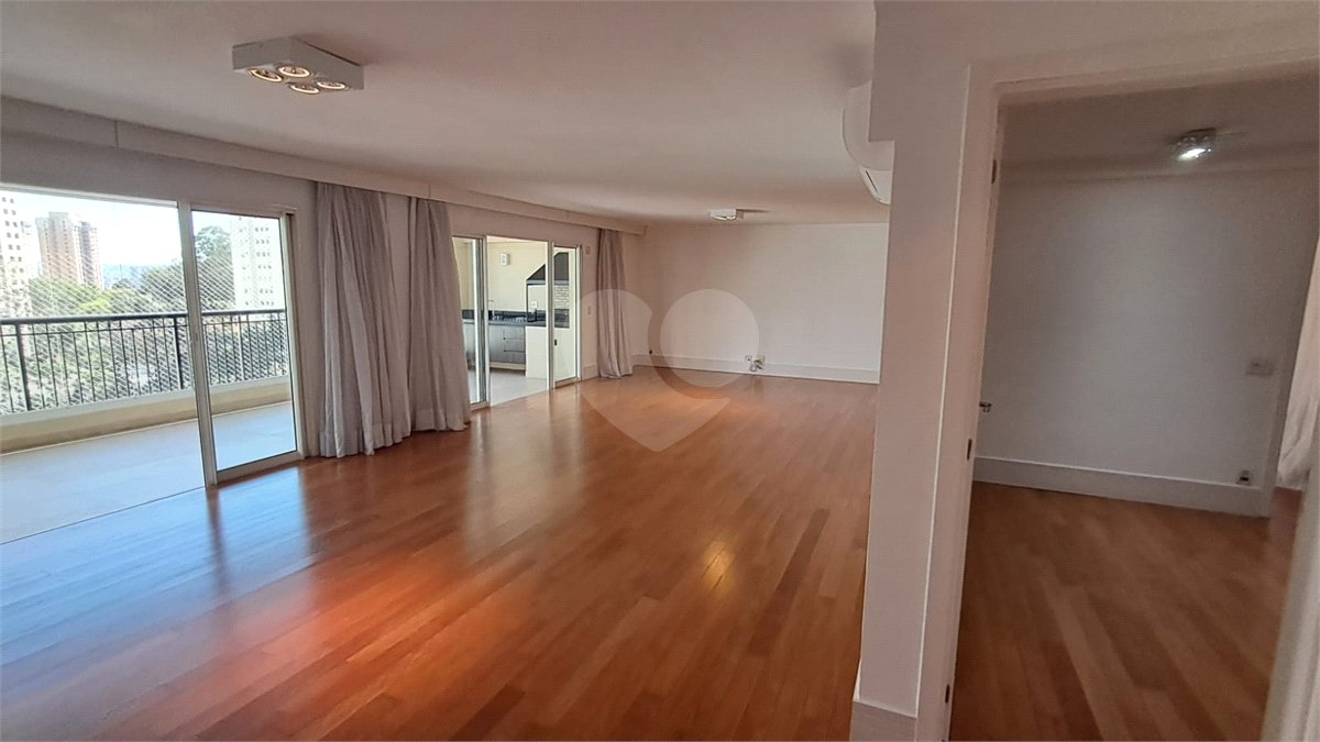Apartamento para alugar com 4 suítes em Chácara Flora, São Paulo, SP