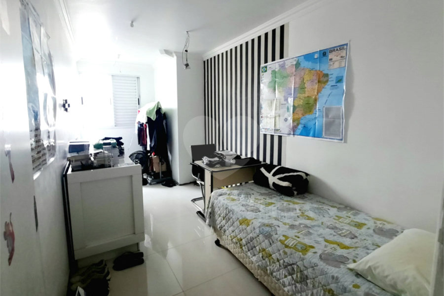 Sobrado à venda com 3 quartos, sendo 1 suíte, em Horto, São Paulo, SP