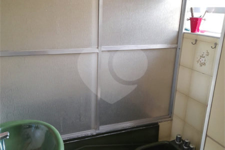 Sobrado à venda com 3 quartos, sendo 1 suíte, em Jardim Caravelas, São Paulo, SP