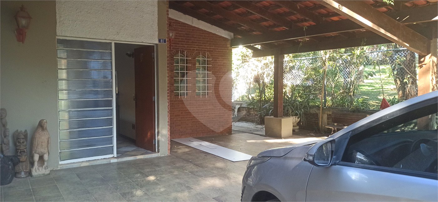Chácara à venda com 5 quartos, sendo 3 suítes, em Parque Residencial Atibaia, Atibaia, SP