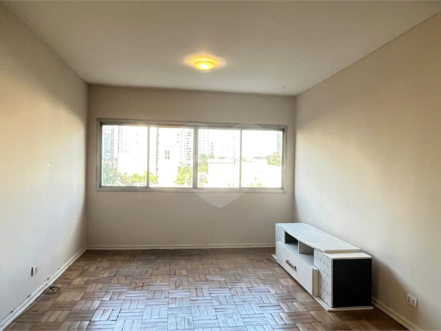 Apartamento à venda com 2 quartos em Brooklin, São Paulo, SP