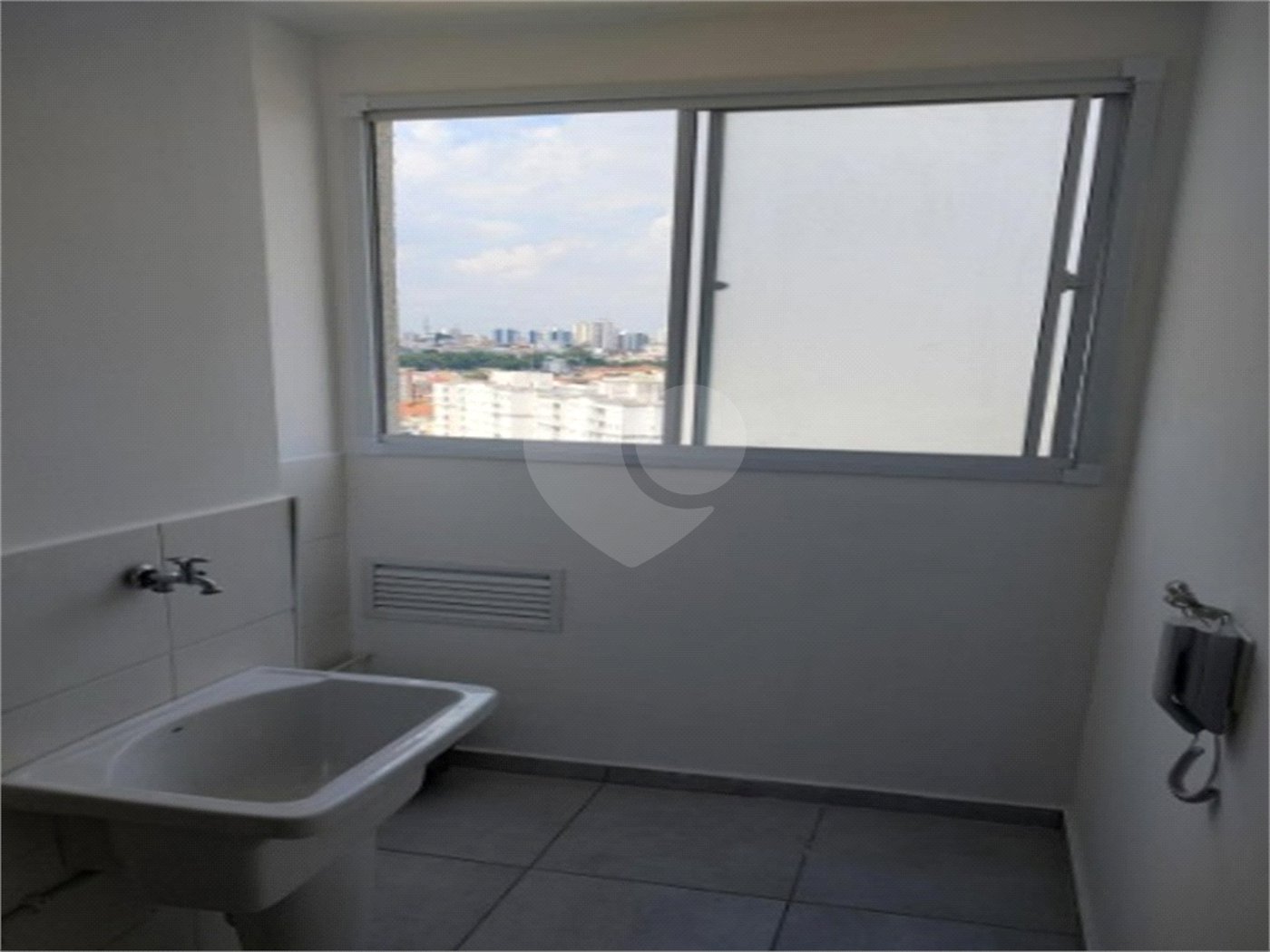 Apartamento à venda com 2 quartos em Guaiaúna, São Paulo, SP