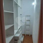 Sobrado à venda com 3 quartos, sendo 1 suíte, em Jaraguá, São Paulo, SP