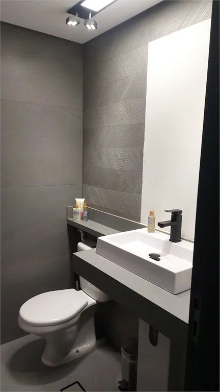 Apartamento à venda com 2 suítes em Jardim Caboré, São Paulo, SP