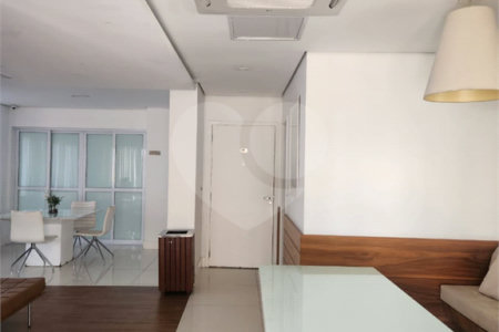 Apartamento à venda com 2 quartos, sendo 1 suíte, em Barra Funda, São Paulo, SP