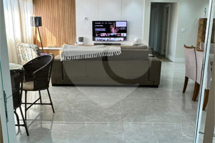 Apartamento à venda com 4 quartos, sendo 1 suíte, em Tremembé, São Paulo, SP